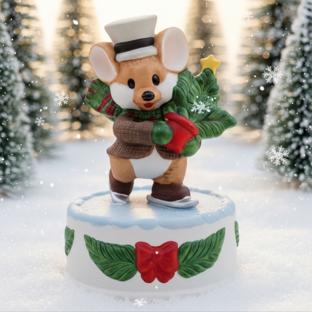 Vintage Christmas Mouse Music Box 1988 Applause S Sona